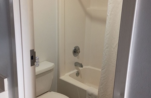 Portland Hotel | Hoosier Inn