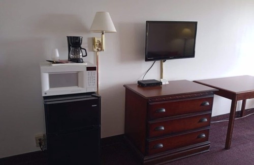 Portland Hotel | Hoosier Inn