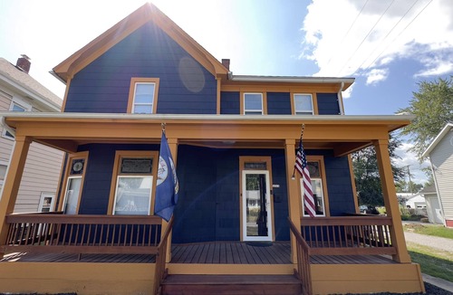 New Haven Apartment | Hooyah Navy! Super Sweet Summit!