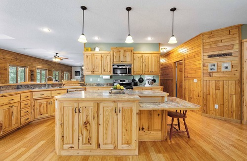 Turtle Lake House | Horseshoe Lake Home with Kayaks and Sunset Views