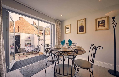 Woodhorn House | Host & Stay | Roselyn