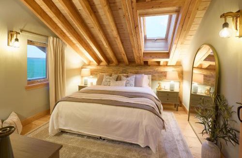 Kelso House | Host & Stay - Cabin on the Loch