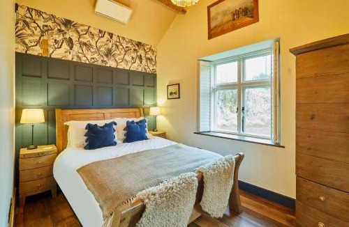 Brampton House | Host & Stay - Kingbridge Forge