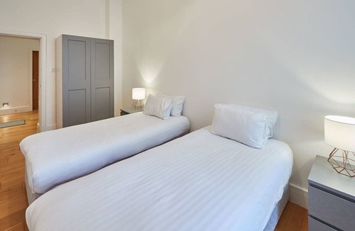 Whitley Bay Apartment | Host & Stay | Lighthouse View