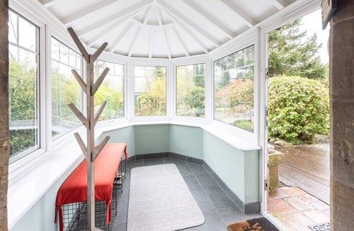 Lesbury House | Host & Stay | Old Reading Room