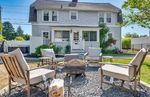Wells House | Hot Tub & Fireplace: Coastal Getaway in Maine