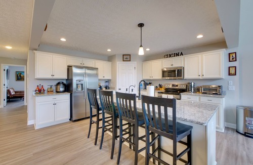 Port Clinton House | Hot Tub, Lake Access, & Dock: Port Clinton Retreat