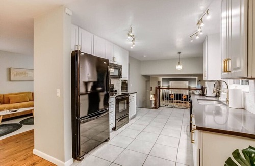 Arvada House | Hot Tub | Modern Home | Great Location