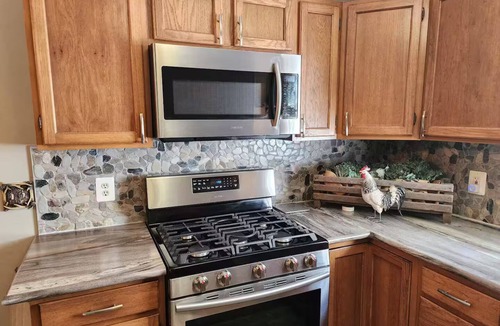 Indian River House | Hot Tub, Pet Friendly with fenced yard. Deep in the woods with tons of wildlife.