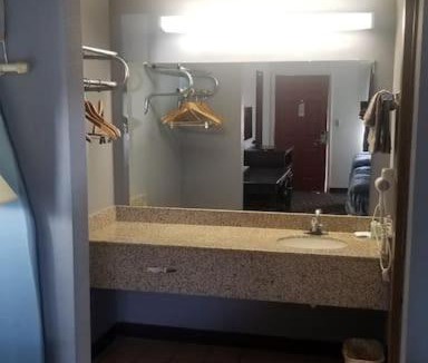 Stillwater Apartment | Hotel 2 Queen Beds Hotel Room 226 Booking