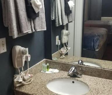 Stillwater Apartment | Hotel 2 Queen Beds Hotel Room 126 Wi-Fi Booking