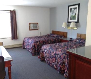 Stevens Point Hotel | Hotel Blue Top Inn