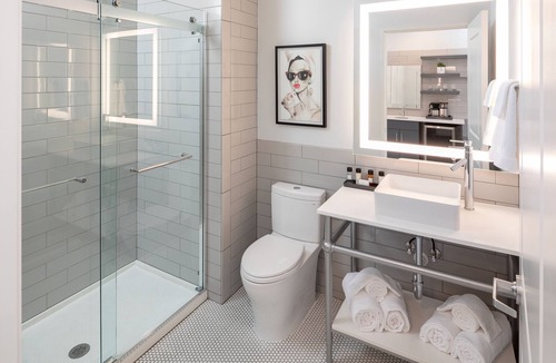 Downtown Hotel | Hotel On Phillips