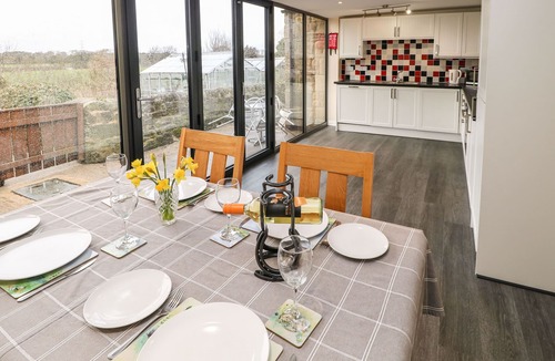 Heddon-on-the-Wall Cottage | HOUGHTON NORTH FARM COTTAGE, family friendly in Heddon-On-The-Wall