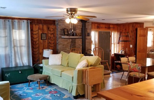 Tawas City House | House ∙ 3 bedrooms ∙ 6 guests