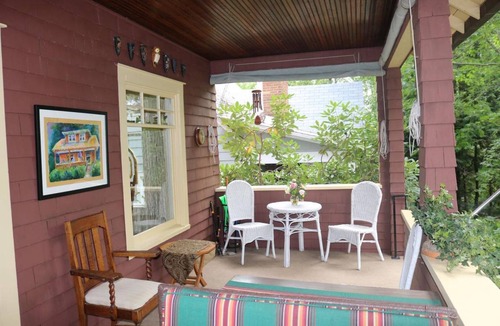 Chautauqua House | House ∙ 4 bedrooms ∙ 8 guests