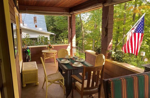 Chautauqua House | House ∙ 4 bedrooms ∙ 8 guests