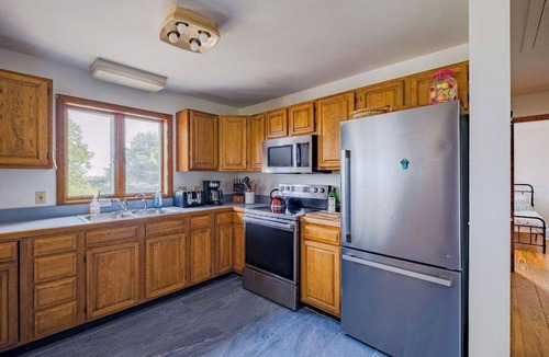 Peaks Island House | House at Table Rock S