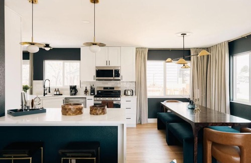 South Westminster House | House of Noir Elan Stunning 6BR Designer Retreat
