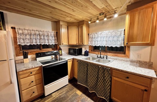 Rapid River House | House on the Lake