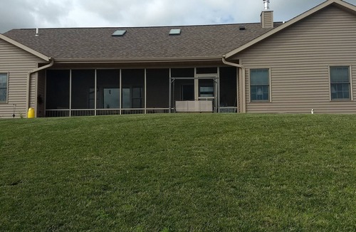 Van Dyne House | House rental for EAA