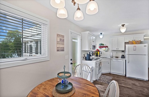 Ottawa Cottage | Huck Finn #26