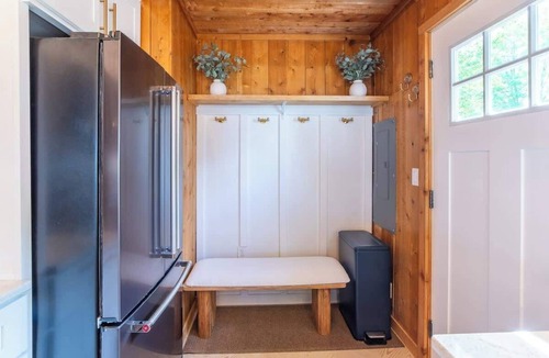 Cheboygan House | Huron Helm · Lake Front*HotTub*FirePlace*KingBed*ArcadeBarrel*