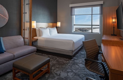 Wholesale District Hotel | Hyatt Place Indianapolis Downtown