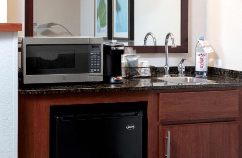 South Hills Hotel | Hyatt Place Pittsburgh Airport - Robinson Mall