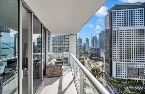 Downtown Miami Apartment | Icon Brickell