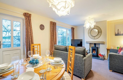 Gayle Cottage | Ideal for couples or a small group of friends.