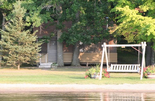 Lake Shore Cabin | Ideal Location On Level, Sandy Shore On Beautiful Gull Lake In Brainerd Lakes