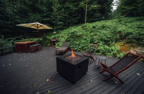 Otis Cabin | Imaginative Octogonal Glass Treehouse on Seven Private Acres near Great Barrington, MA