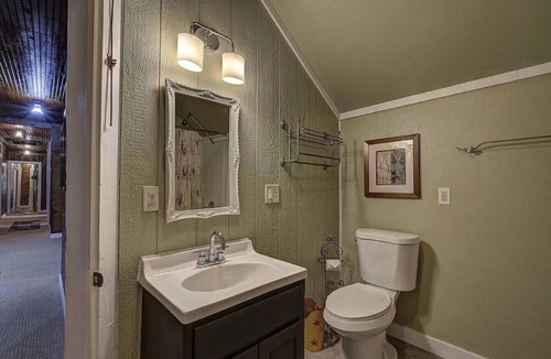 St Germain Cabin | INCREDIBLE 8br 4ba Log House, Big St Germain Lake, Outdoor Covered Bar, Beach
