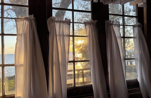 Arcadia House | Incredible Lake Michigan views/sunsets. Intimate cottage with sandy beach.