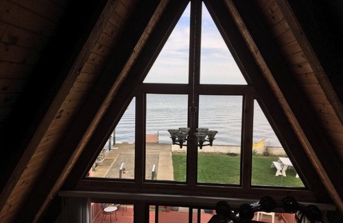 Lakeview House | Indian Lake - Spacious Lakefront Family Getaway.