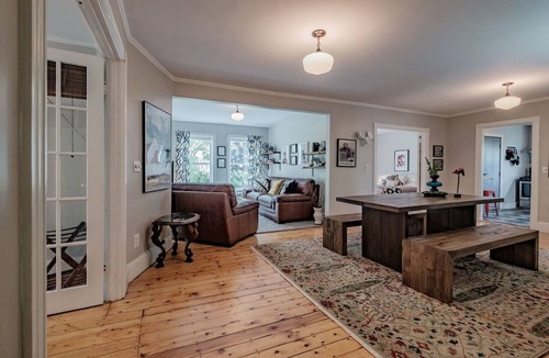 East End Apartment | Industrial Farmhouse Chic in Portland`s Most Desirable Neighborhood
