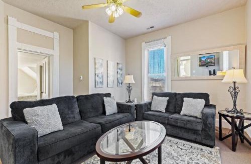Babe Denny House | Indy Stadium Villas 701