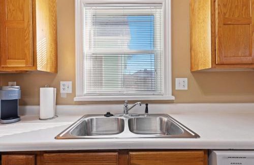 Babe Denny House | Indy Stadium Villas 701
