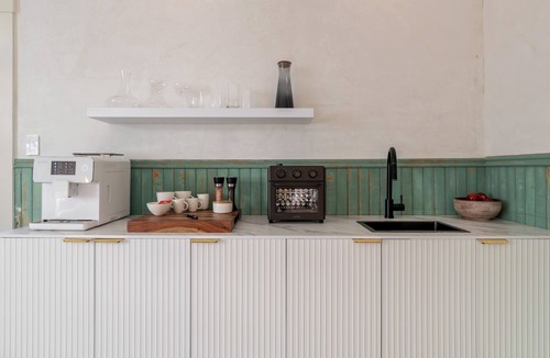 Bucksport House | Inkwell Suite at Spofford Lodge