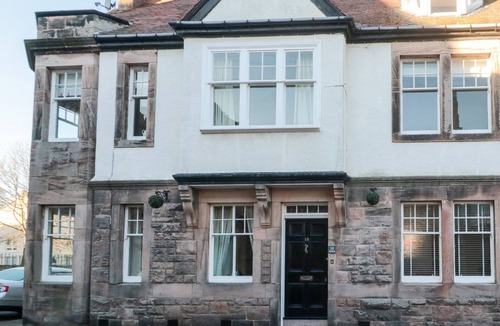 Berwick-upon-Tweed Cottage | Iona 10 Palace Street East