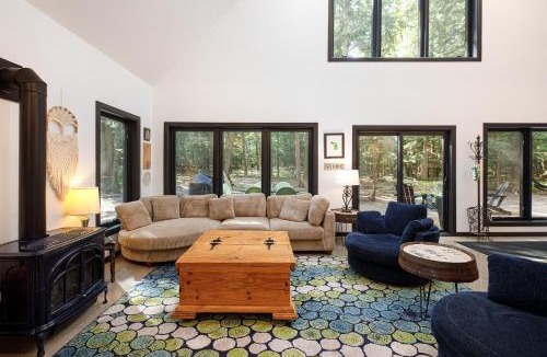 Lake Township House | Isla Fern - Modern Cabin Retreat at Sleeping Bear Dunes