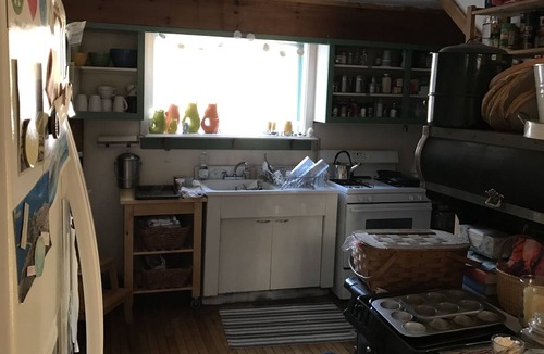 Peaks Island House | Island living: walks, biking, ocean views, all a 20min ferry-ride from Portland