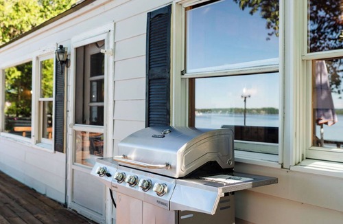 Oden House | Island view Lake Cottage on Crooked Lake, best views!