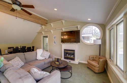 Horton House | Jackson Lakefront Getaway w/Balcony, Dock Access