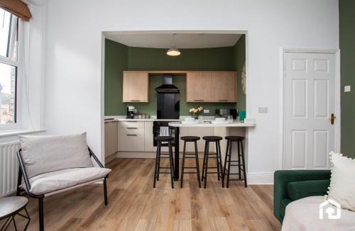 Tynemouth House | Jackson Street Wi-Fi Parking vacant Nest