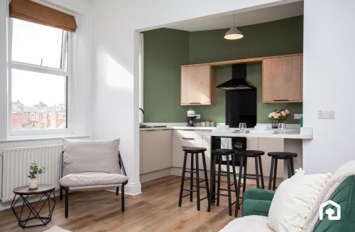 Tynemouth House | Jackson Street Wi-Fi Parking vacant Nest