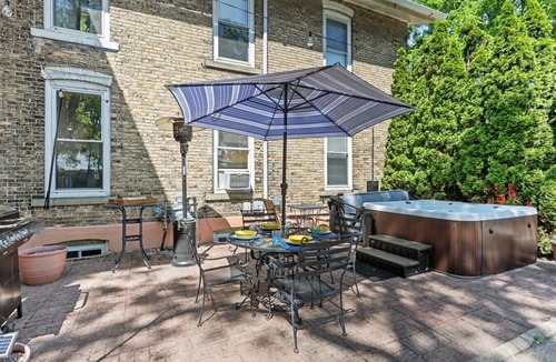 Bay City Apartment | James’ Entire Apt @ the Historic McCormick House