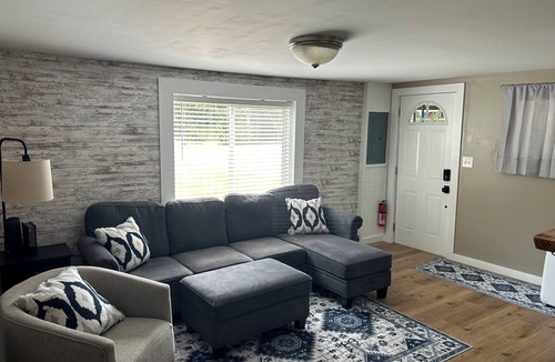 Trowbridge Park House | January Discount! 2BR-2Bath home conveniently located in Marquette.