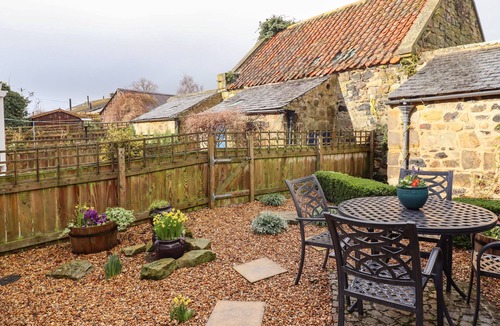 Lesbury Cottage | JASMINE COTTAGE, pet friendly, with a garden in Alnmouth